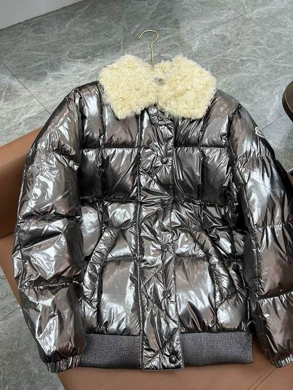 Moncler Women's Outwear 226